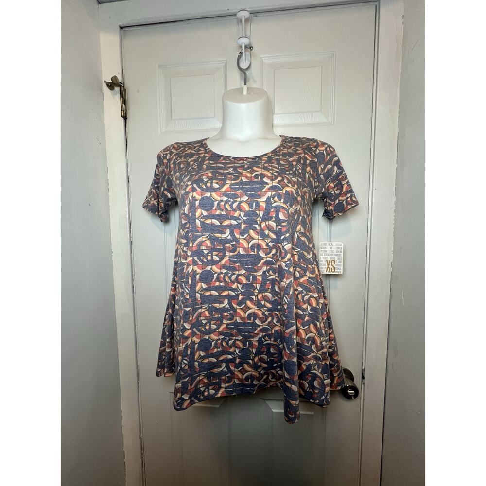 LuLaRoe‎ Perfect T XS Women’s Top Multicolor Geometric Print Flowy Short Sleeve